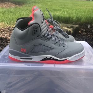 Jordan 5 Retro Hot Lava